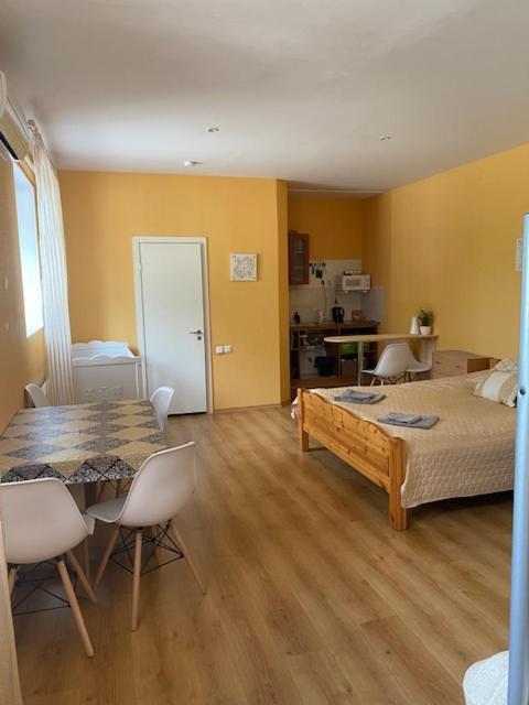 Kuru Guest House Kültér fotó